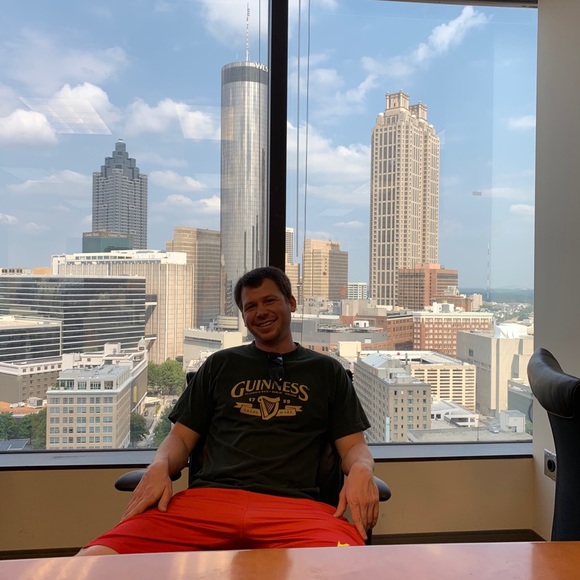 Meet Your Posher, Carlos - Picture 2 of 7